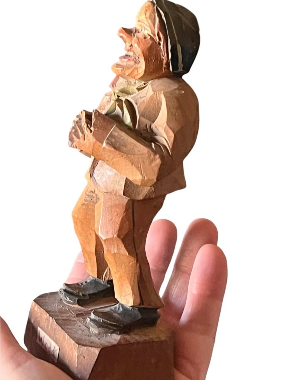 Hand Carved Vintage Wood Figurine Folk Art 5.5" T Art Sculpture Gift Collectible - Picture 3 of 10
